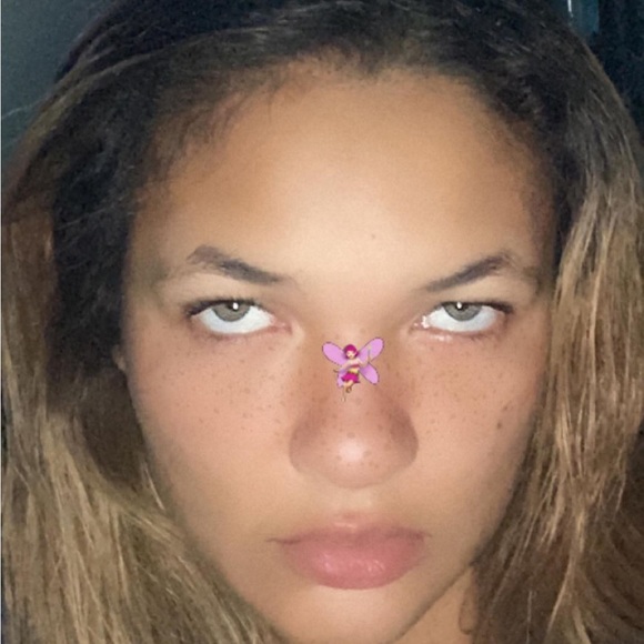 Meet your Posher, Lauryn - Picture 4 of 6